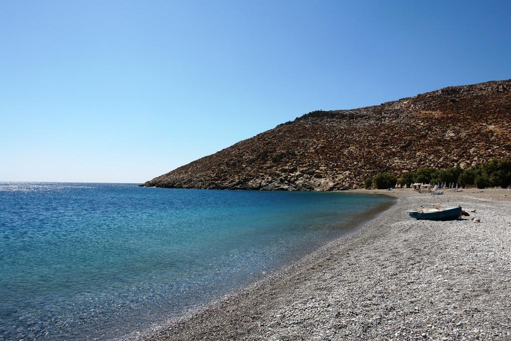 Karabo Hotel Livadi  Dış mekan fotoğraf