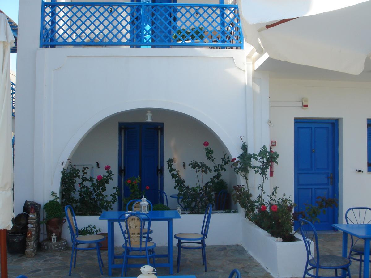 Karabo Hotel Livadi  Dış mekan fotoğraf