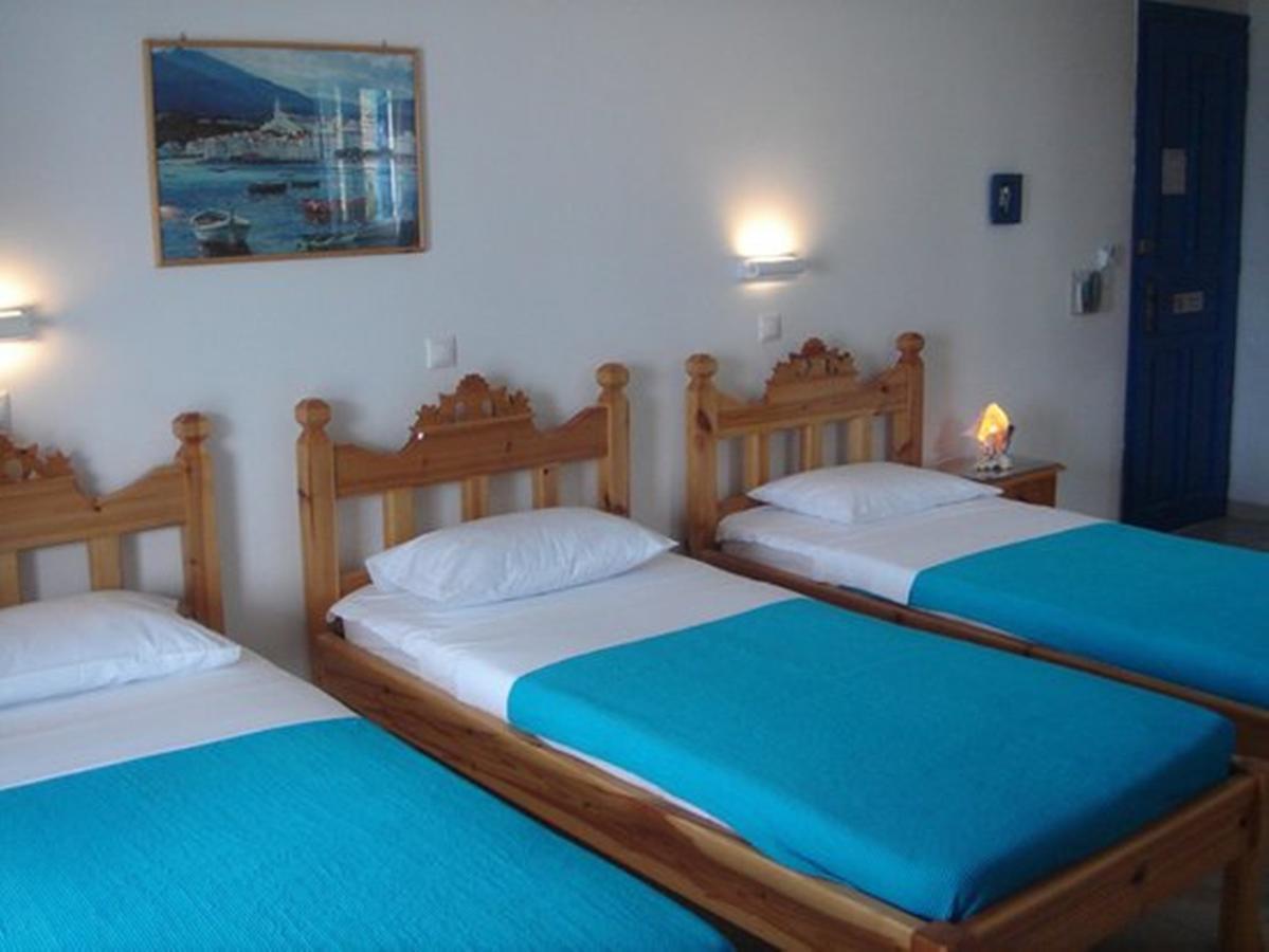 Karabo Hotel Livadi  Dış mekan fotoğraf