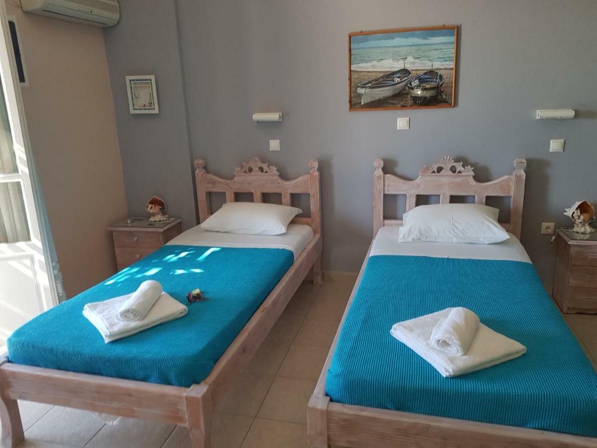 Karabo Hotel Livadi  Dış mekan fotoğraf